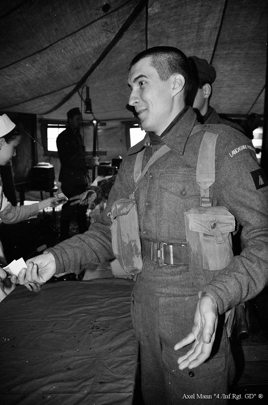 y_76451949
